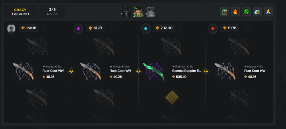 Clash.gg Crazy mode Case Battle 1v1v1v1 in Round 2 of 3, showing four players with unboxed knives including a Falchion Knife Gamma Doppler Emerald worth 595.40 gems